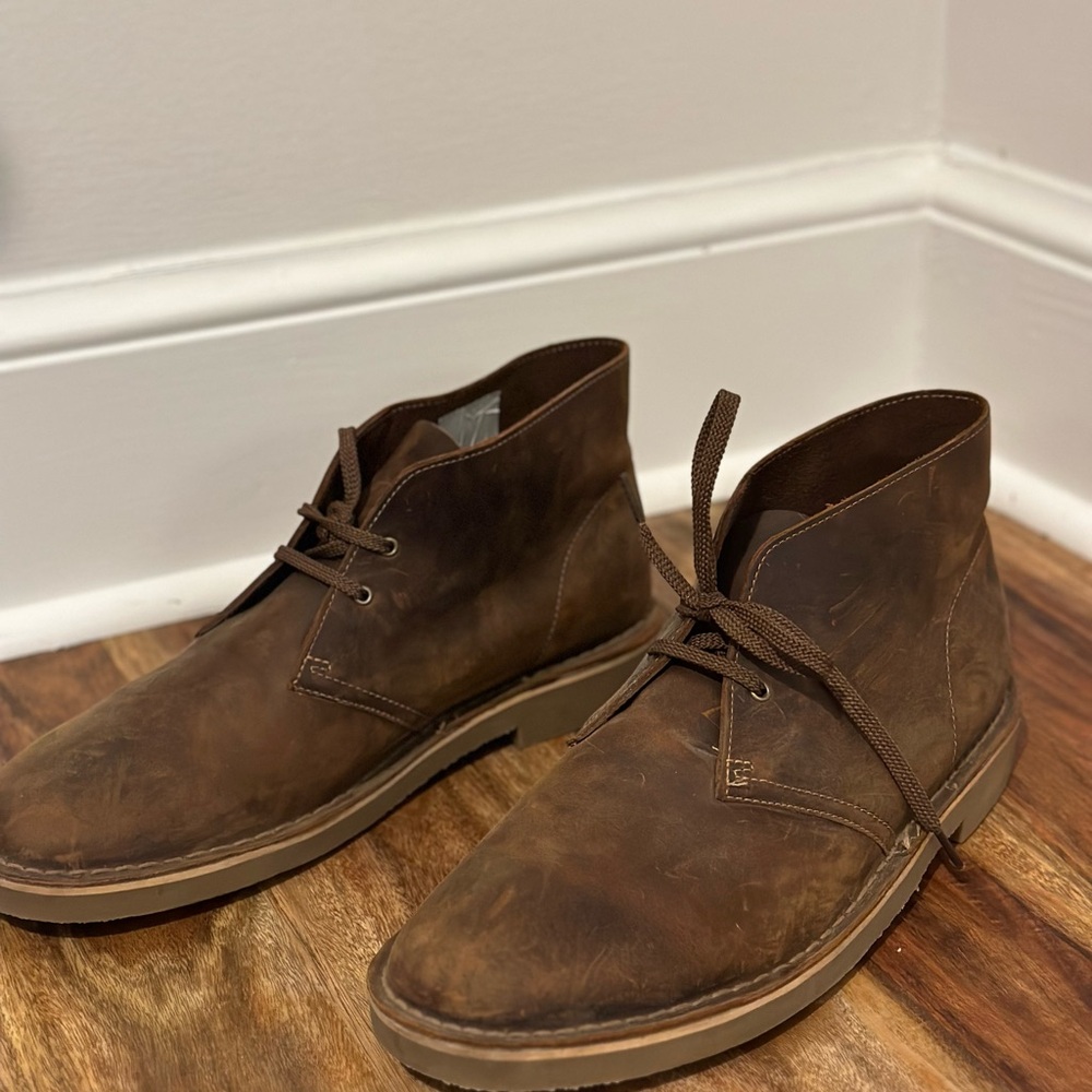 Clark’s brown Leather Chukkas - Picture 4 of 4
